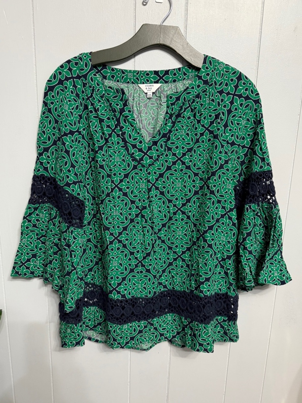 #17) crown & ivy Green and Navy Patterned Lace-Trim Blouse